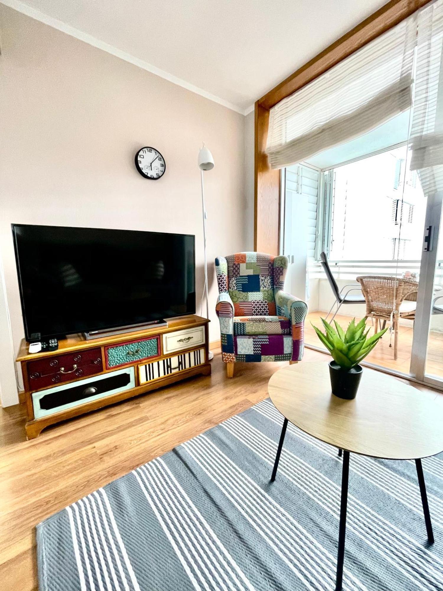 Seahomes Vacations, La Mer Bleue, Beach&Pool, Pk, Full Equipped In Fenals Beach Lloret de Mar Ngoại thất bức ảnh